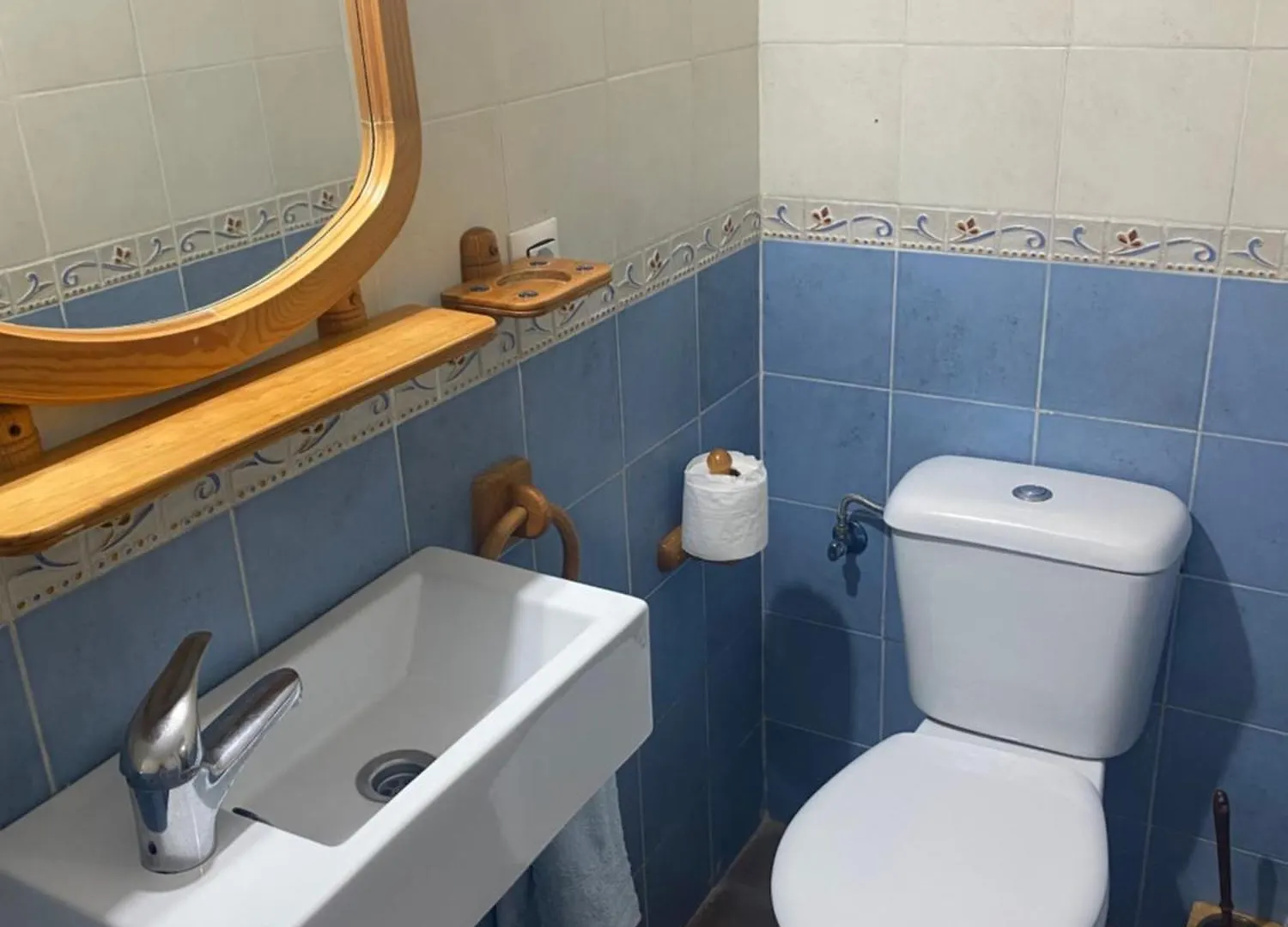 Cuarto Encantador Rustico Los Barrios Homestay